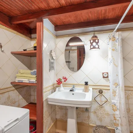 Апартаменты Casa Aregume *